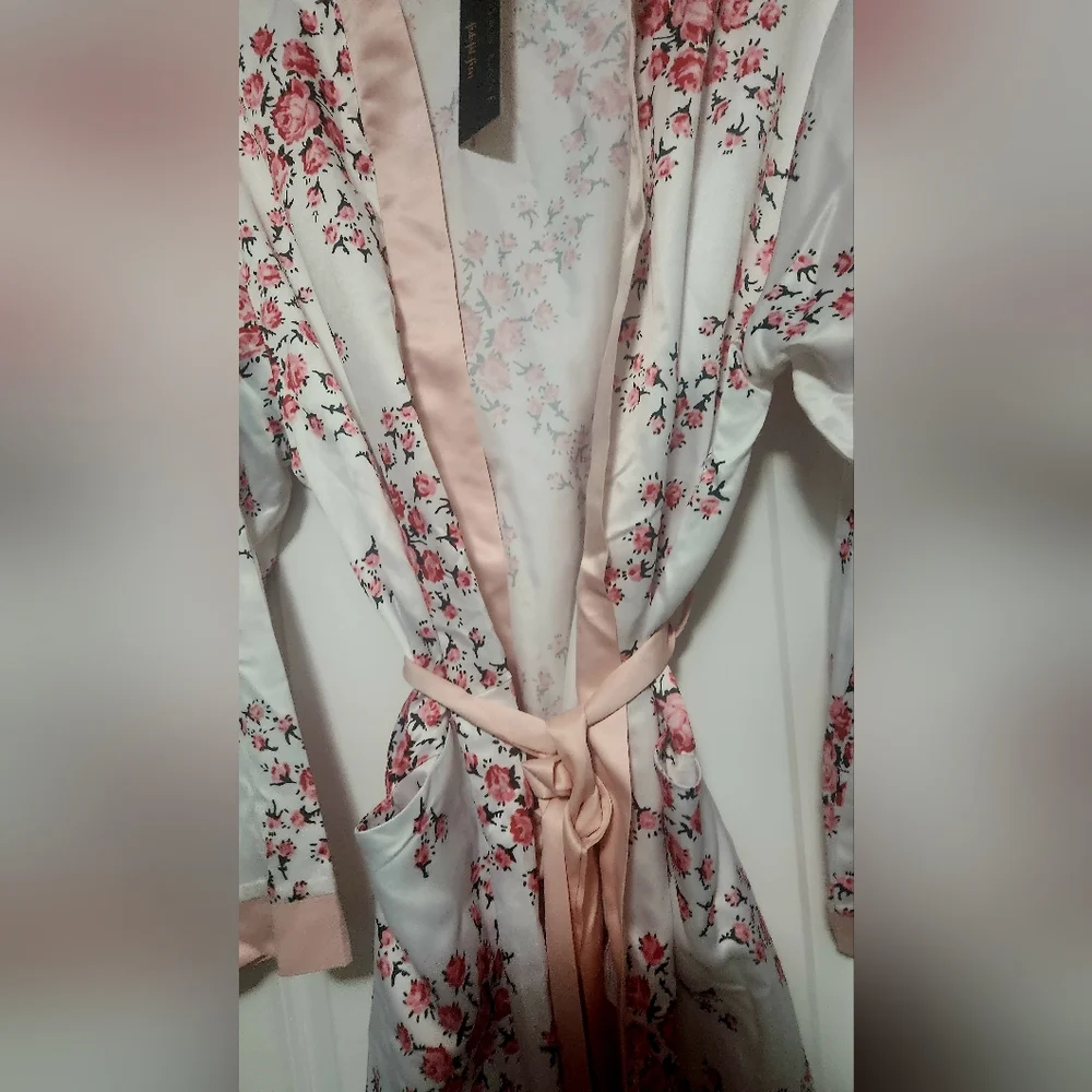 New Morgan Lane Robe S/M - Picture 2 of 4